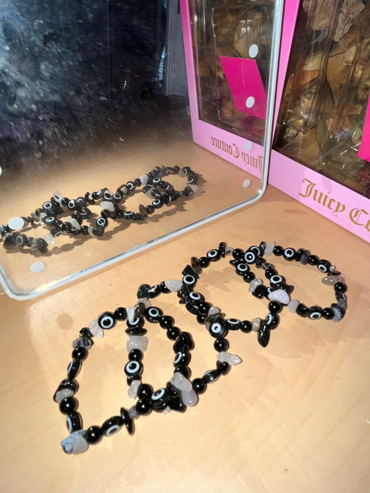 Black MAL DE OJO Clear Quartz + Onyx Bracelet